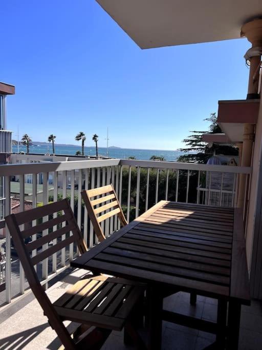 Tres Bel Appartement Vue Mer Six-Fours-les-Plages Buitenkant foto