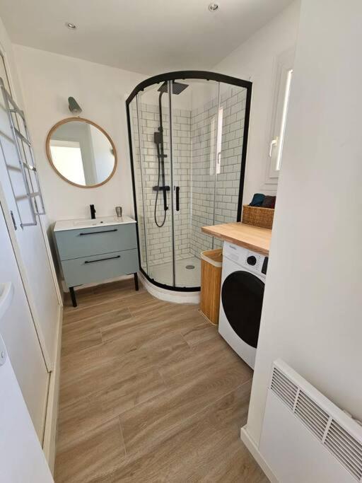 Tres Bel Appartement Vue Mer Six-Fours-les-Plages Buitenkant foto