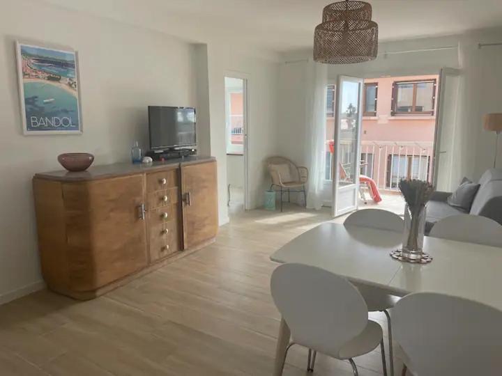 Tres Bel Appartement Vue Mer Six-Fours-les-Plages Buitenkant foto